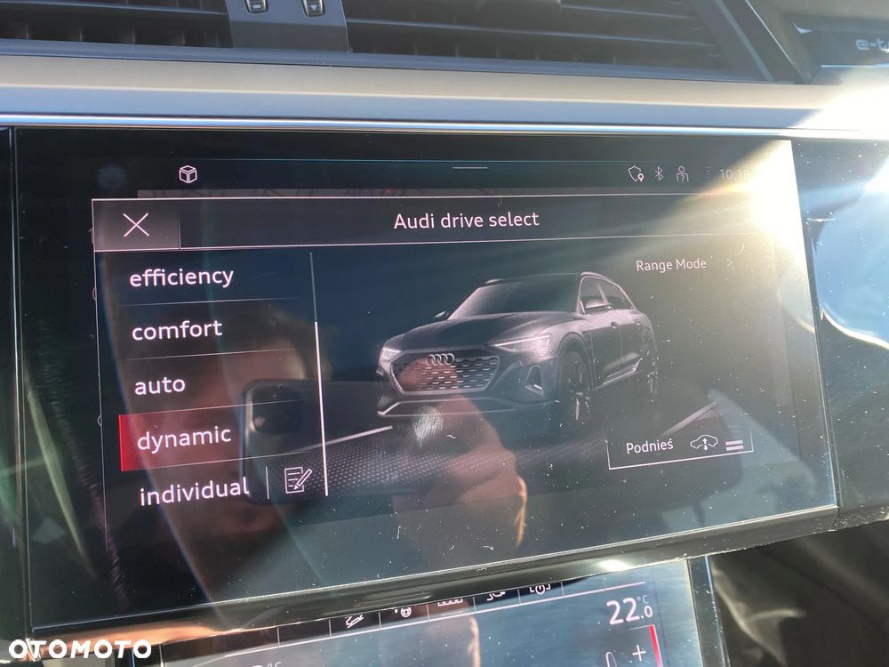 Audi Q8 e-tron 55 Quattro S Line - 16