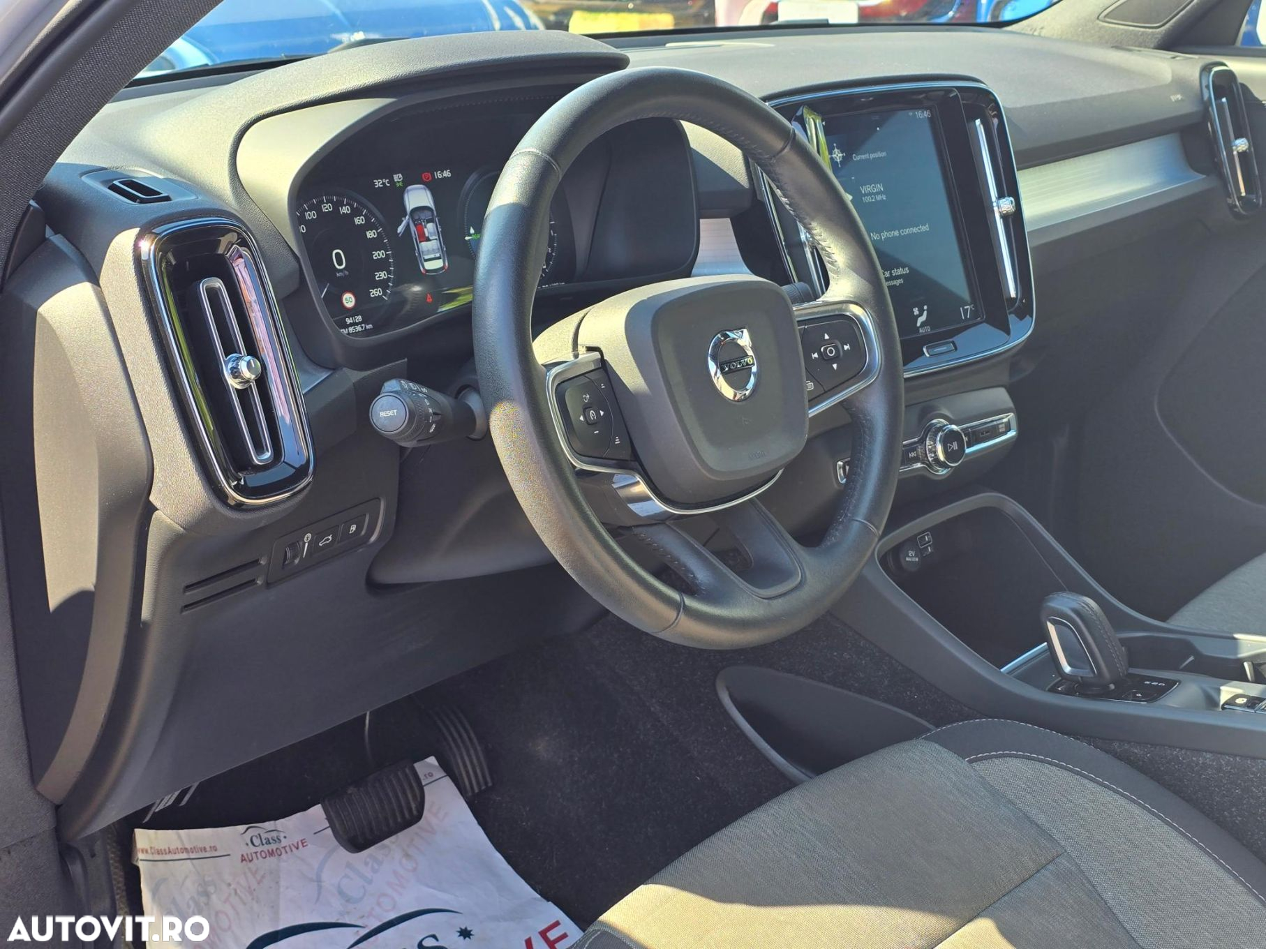 Volvo XC 40 Recharge T5 Twin Engine AT7 Inscription Expression - 11