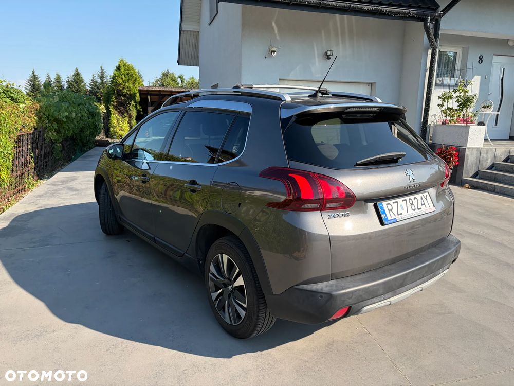 Peugeot 2008 1.2 PureTech Active S&S - 16