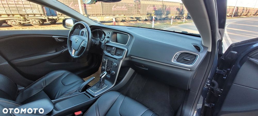 Volvo V40 - 11
