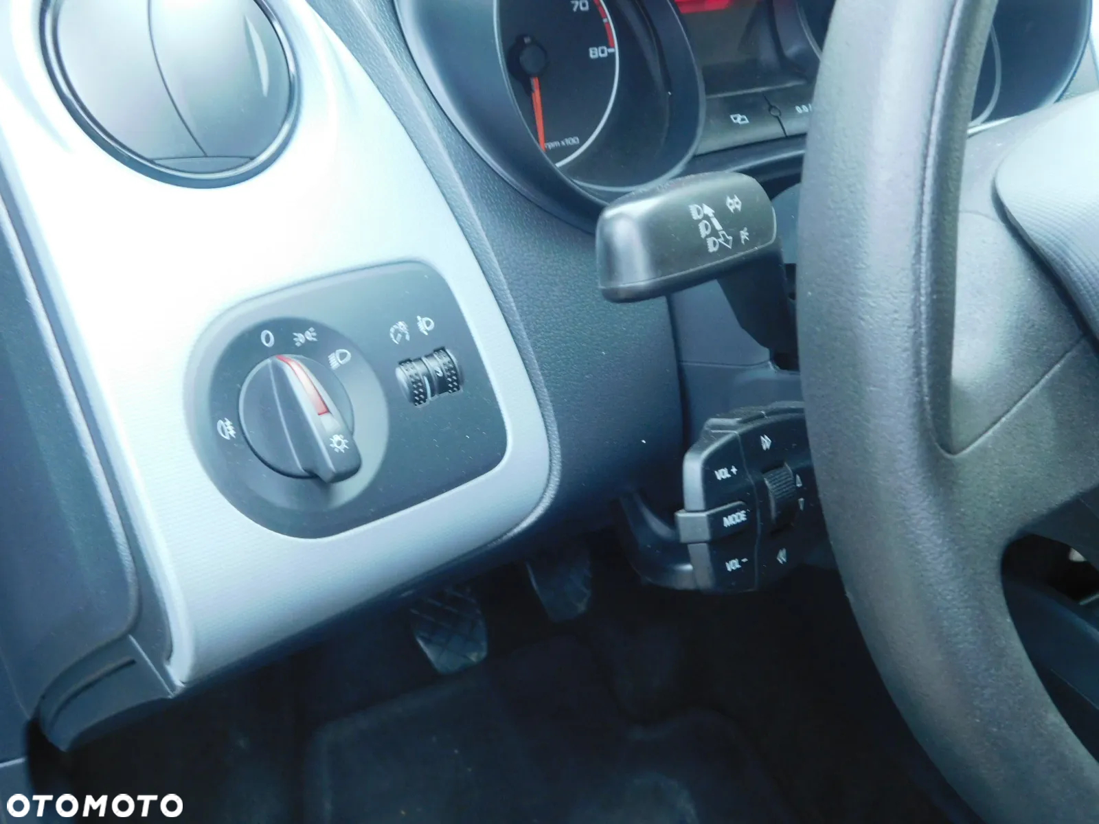 Seat Ibiza 1.4 16V Reference Viva - 18
