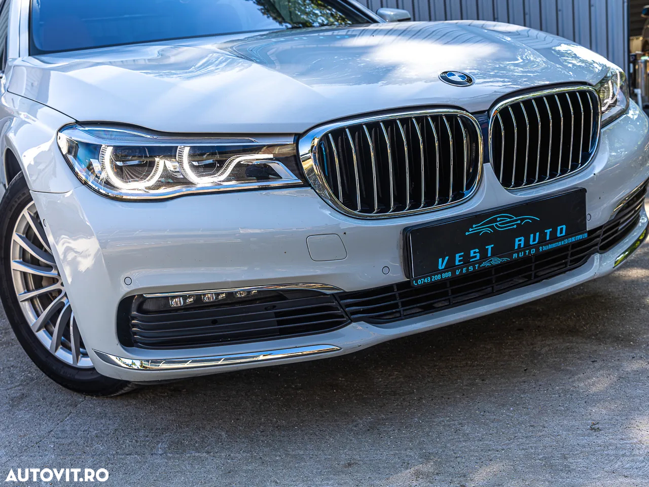 BMW Seria 7 740Le xDrive iPerformance - 30