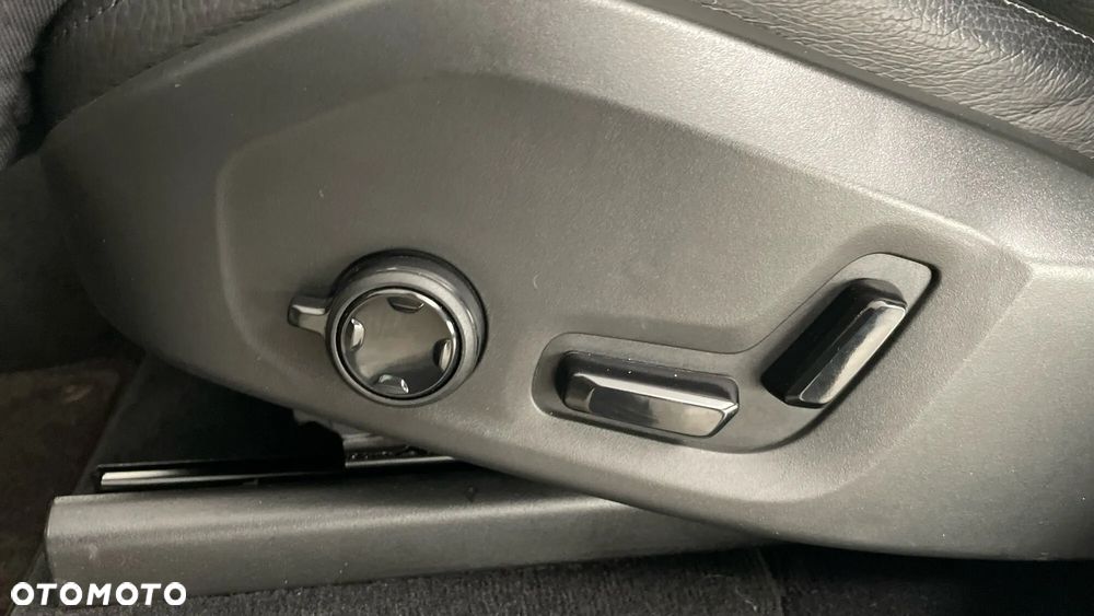 Volvo XC 90 - 14