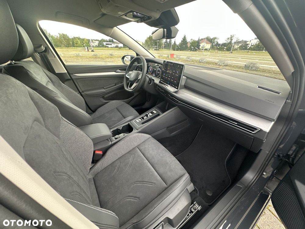 Volkswagen Golf Variant 1.5 eTSI mHEV Business DSG - 13