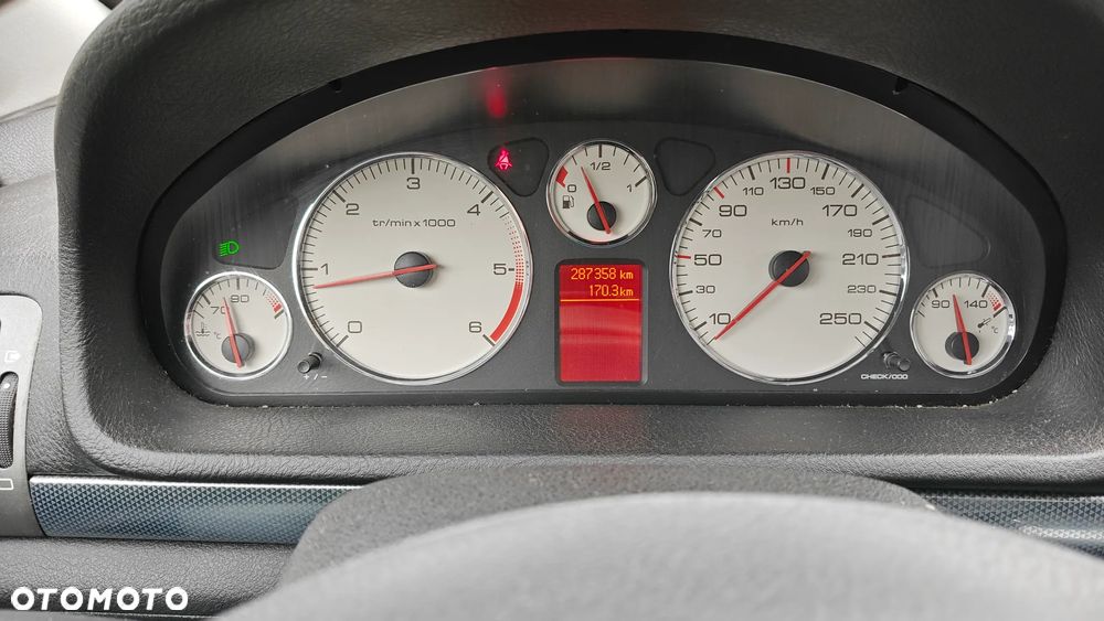 Peugeot 407 2.0 HDI Premium - 5