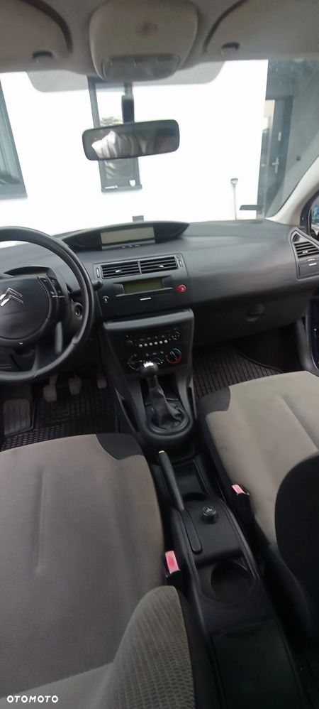Citroën C4 1.6 16V SX - 24
