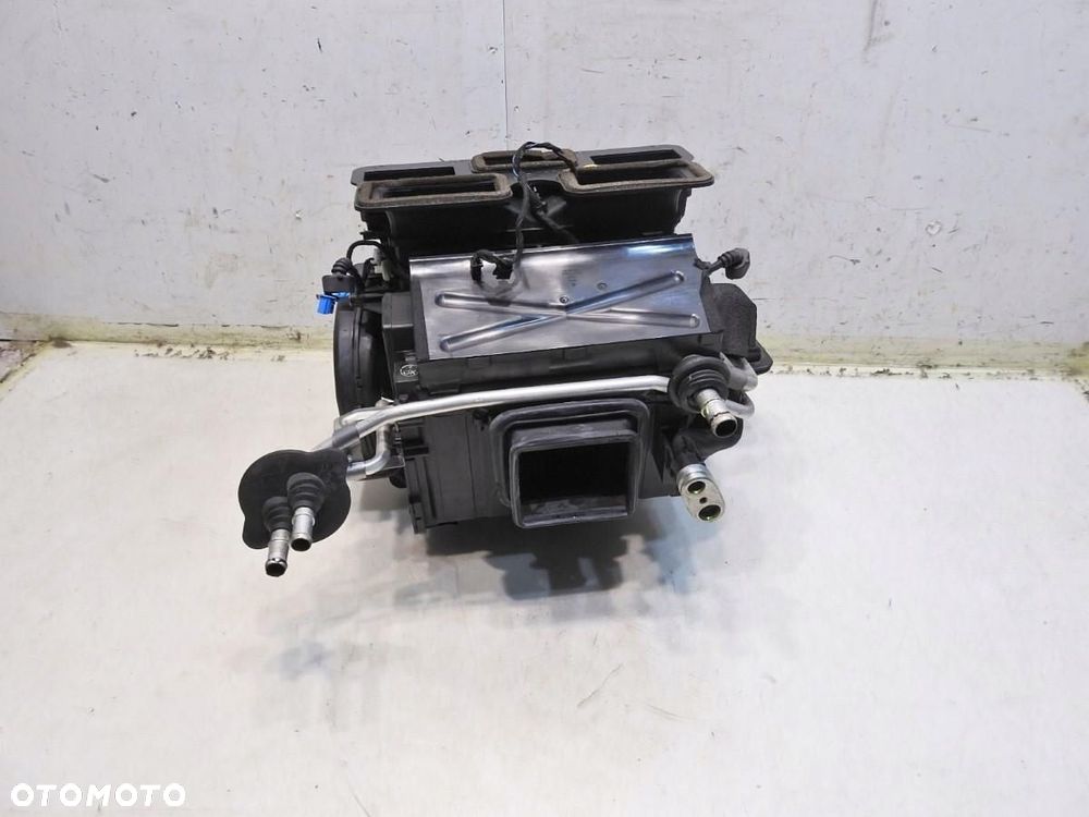 NAGRZEWNICA AUDI A6 C6 3.2 FSI 4F1820351J CZ443110-9218 - 3