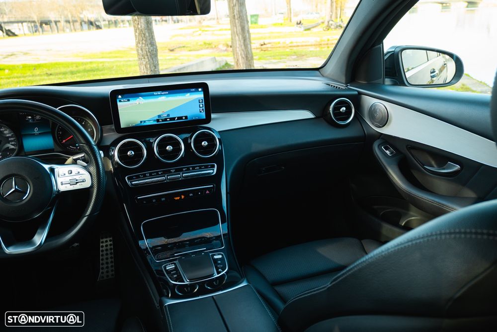 Mercedes-Benz GLC 300 de 4Matic 9G-TRONIC AMG Line Plus - 37