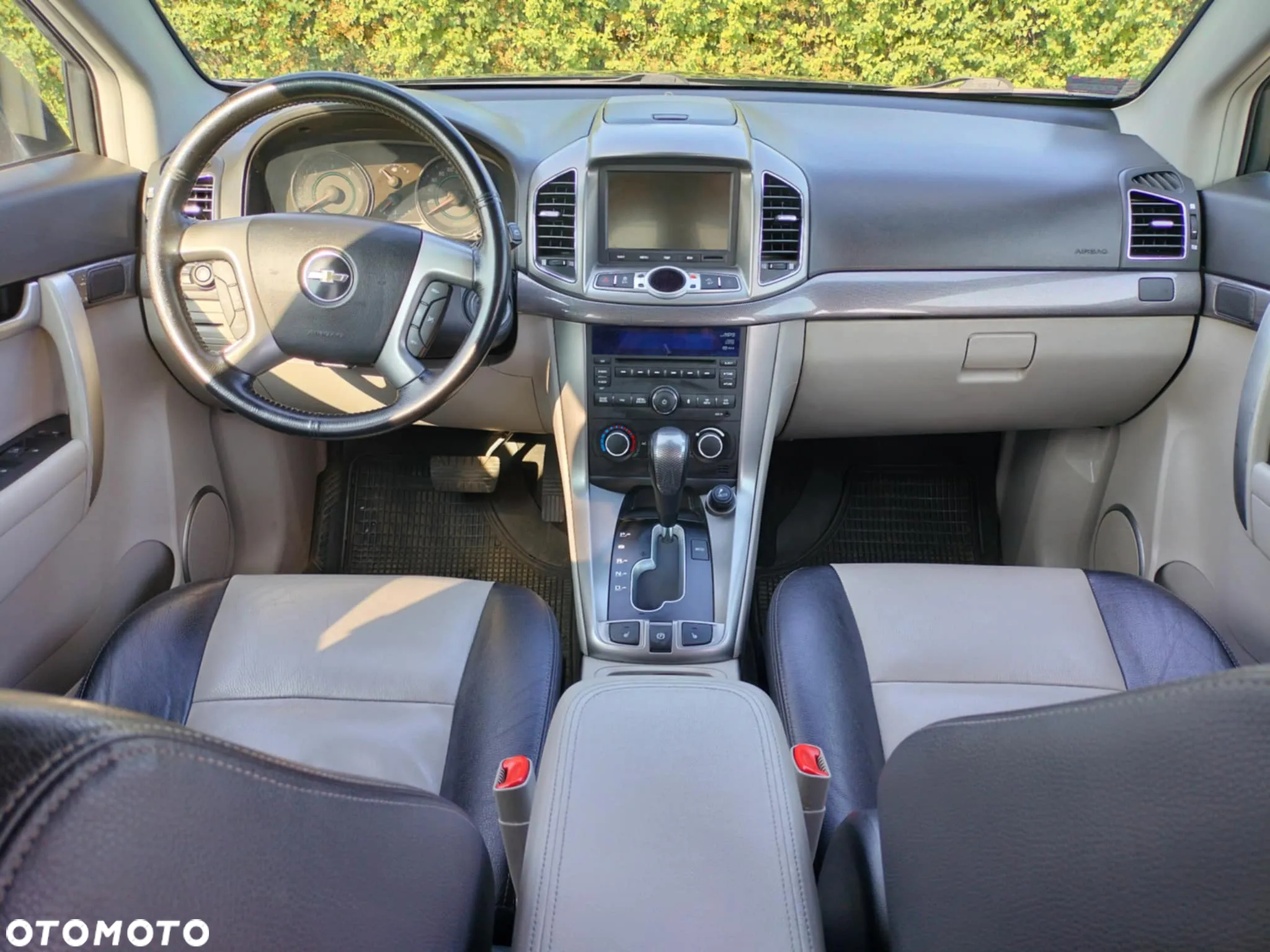 Chevrolet Captiva 2.2 d LTZ - 2