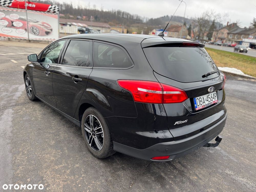 Ford Focus 1.0 EcoBoost Titanium - 17