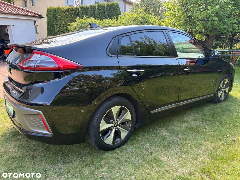 Hyundai IONIQ - 5