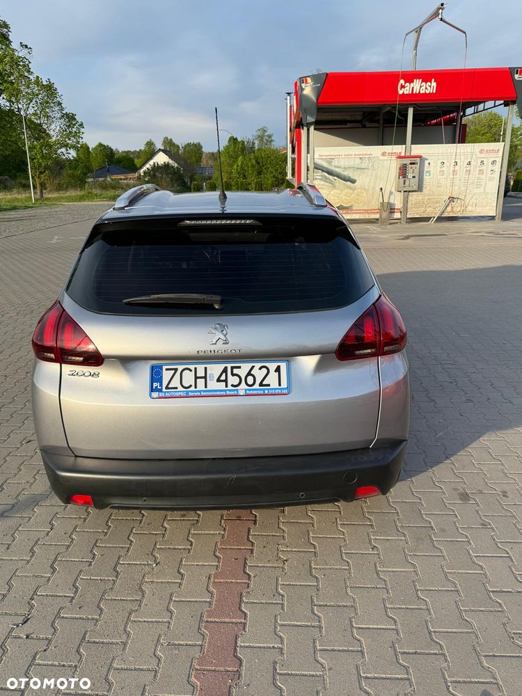 Peugeot 2008 BlueHDi 100 STOP & START Active - 13