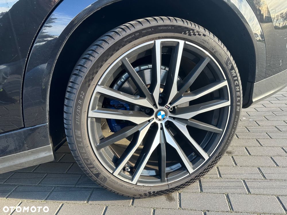 BMW X6 xDrive40d mHEV - 14