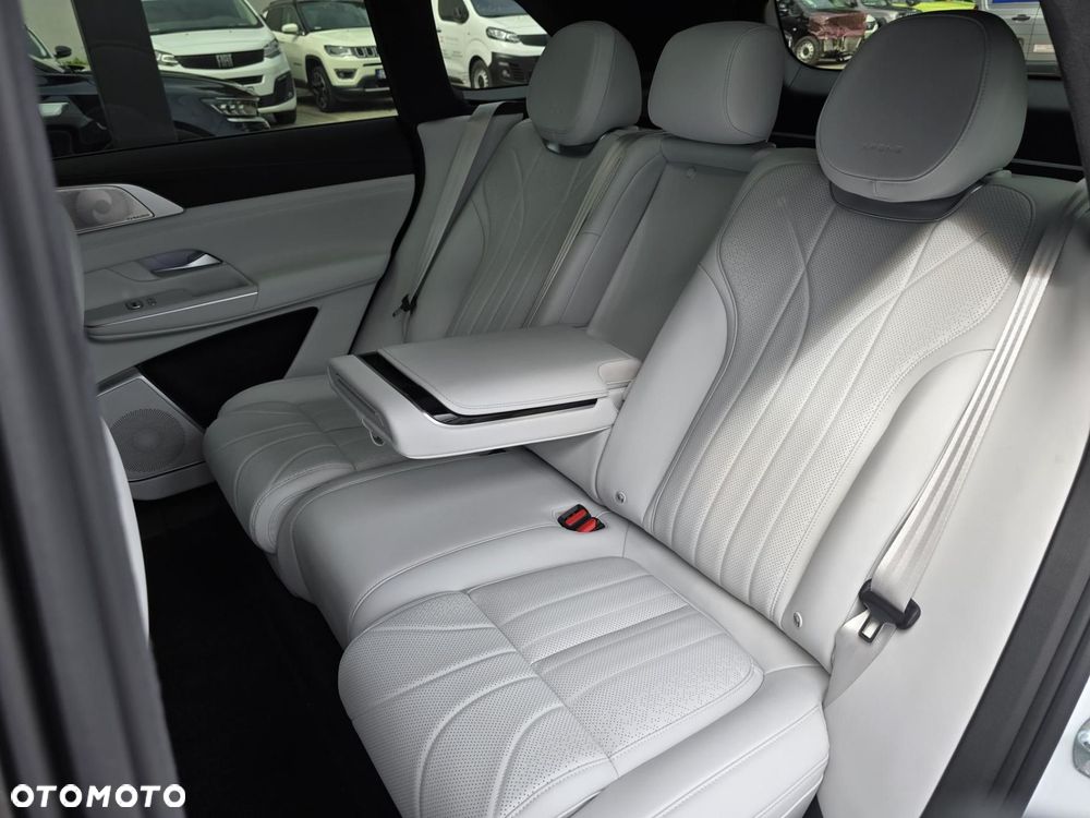 XPeng G9 94.6 kWh AWD Performance - 13