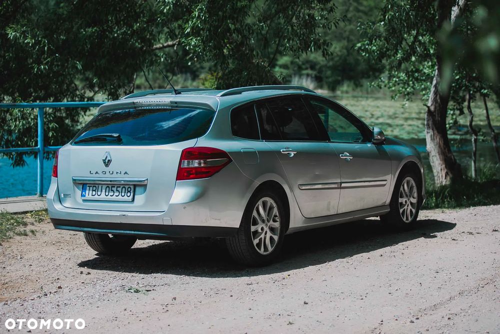 Renault Laguna dCi 110 FAP Bose Edition - 1