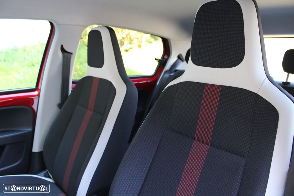 VW Up! 1.0 BMT High Auto - 10