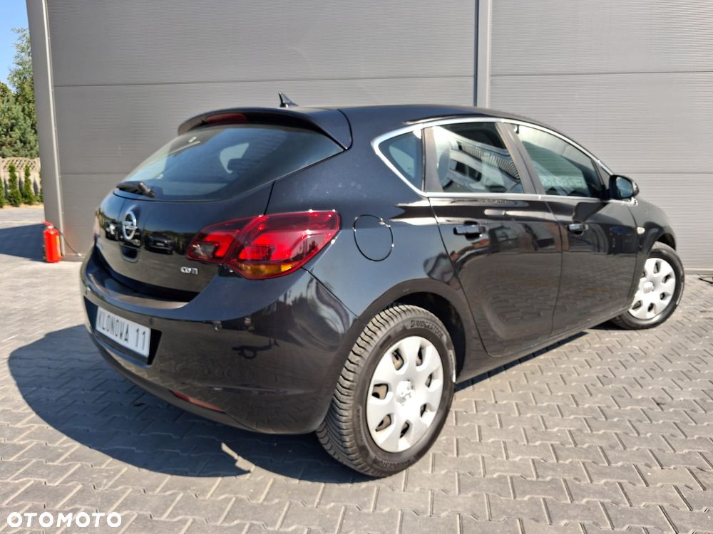 Opel Astra 1.7 CDTI Enjoy - 8