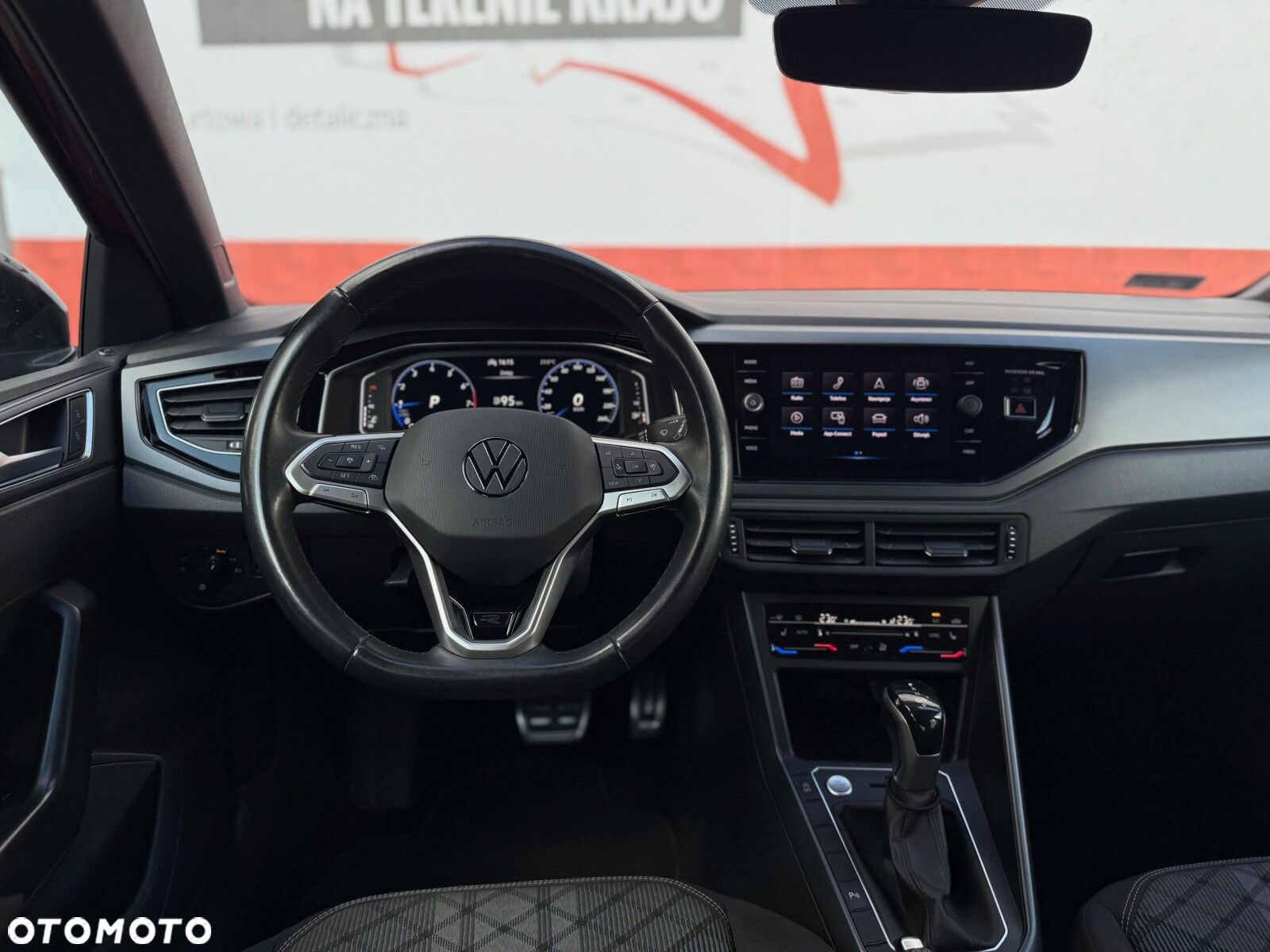 Volkswagen Taigo 1.0 TSI R-Line DSG - 12
