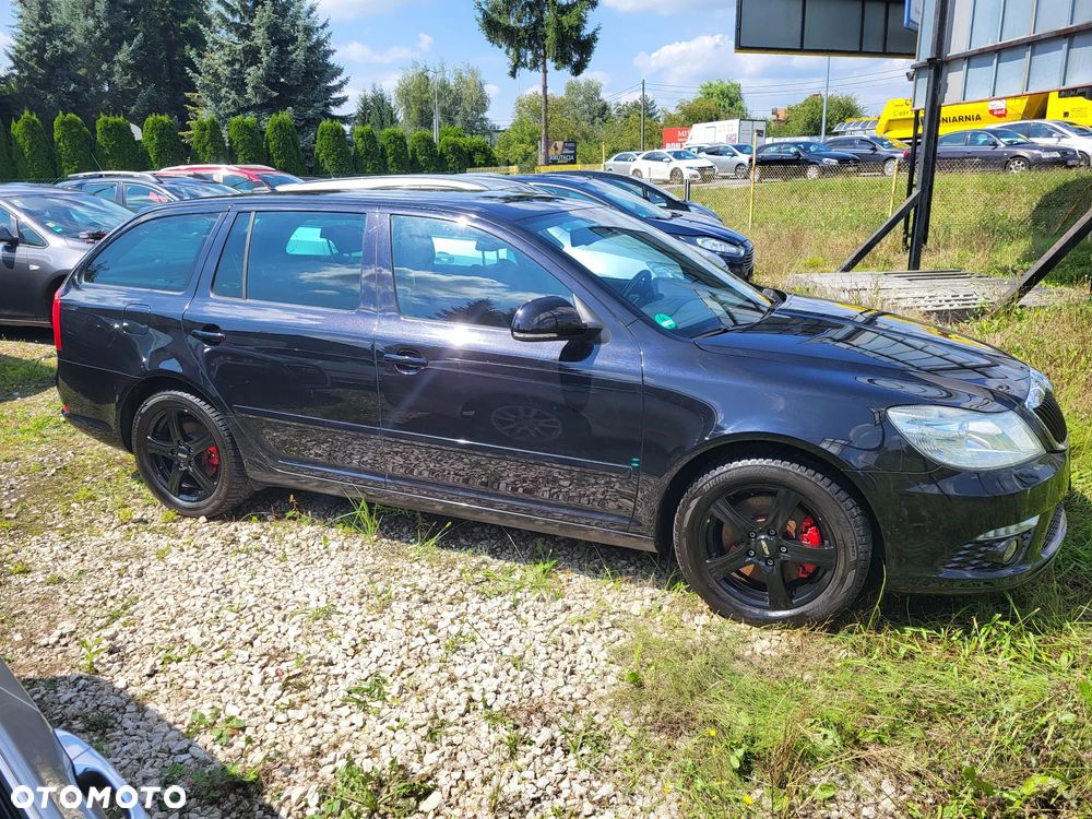 Skoda Octavia Combi 2.0 TDI DPF DSG RS - 4