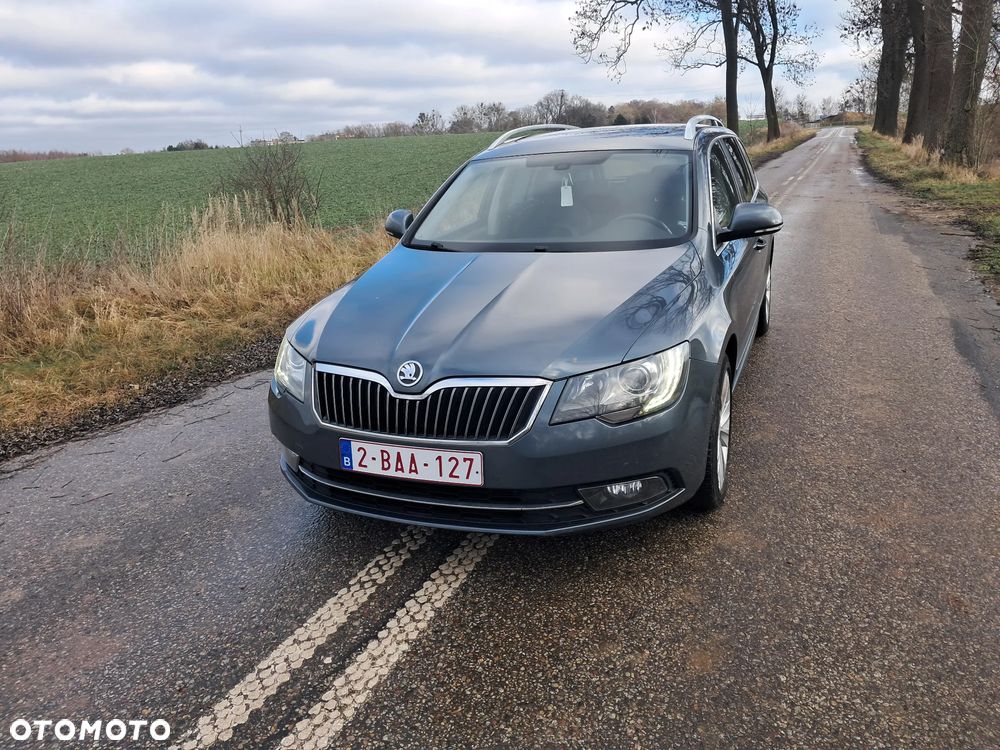 Skoda Superb 1.6 TDI Green tec Ambition - 6