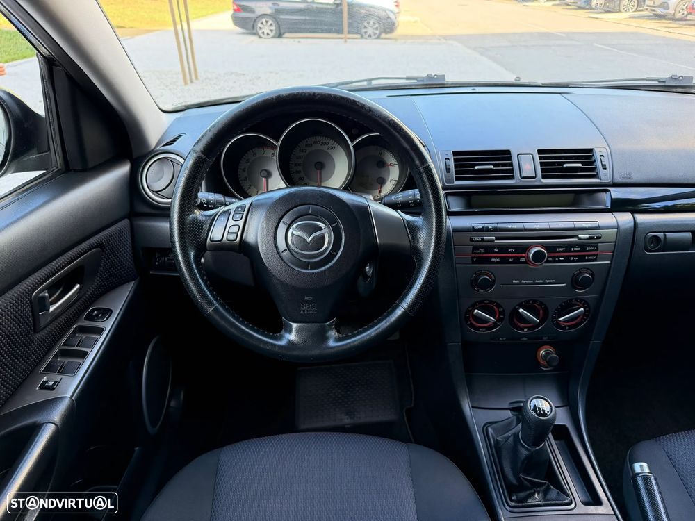 Mazda 3 Hatchback MZR 1.4 Exclusive - 8