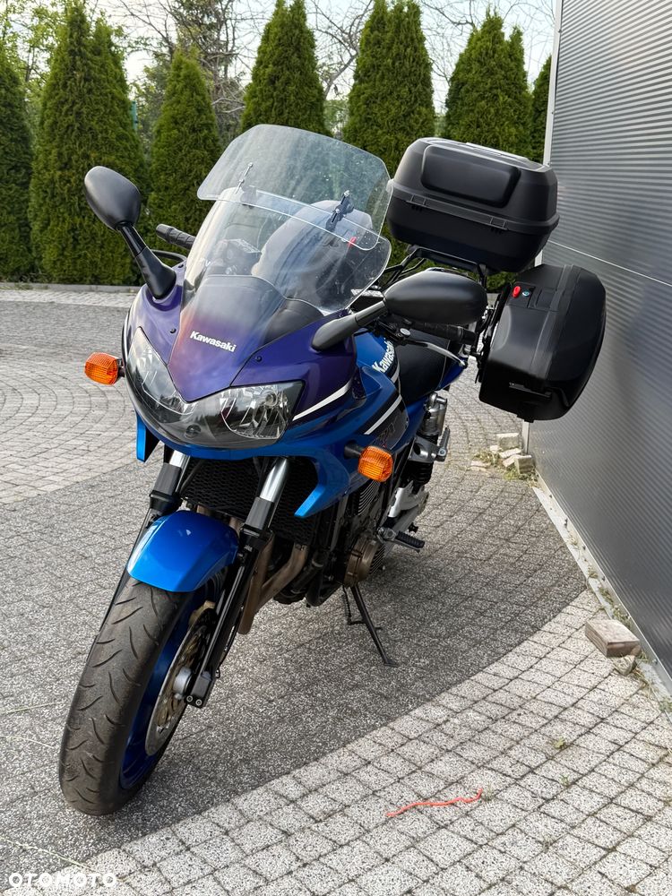 Kawasaki ZRX - 9