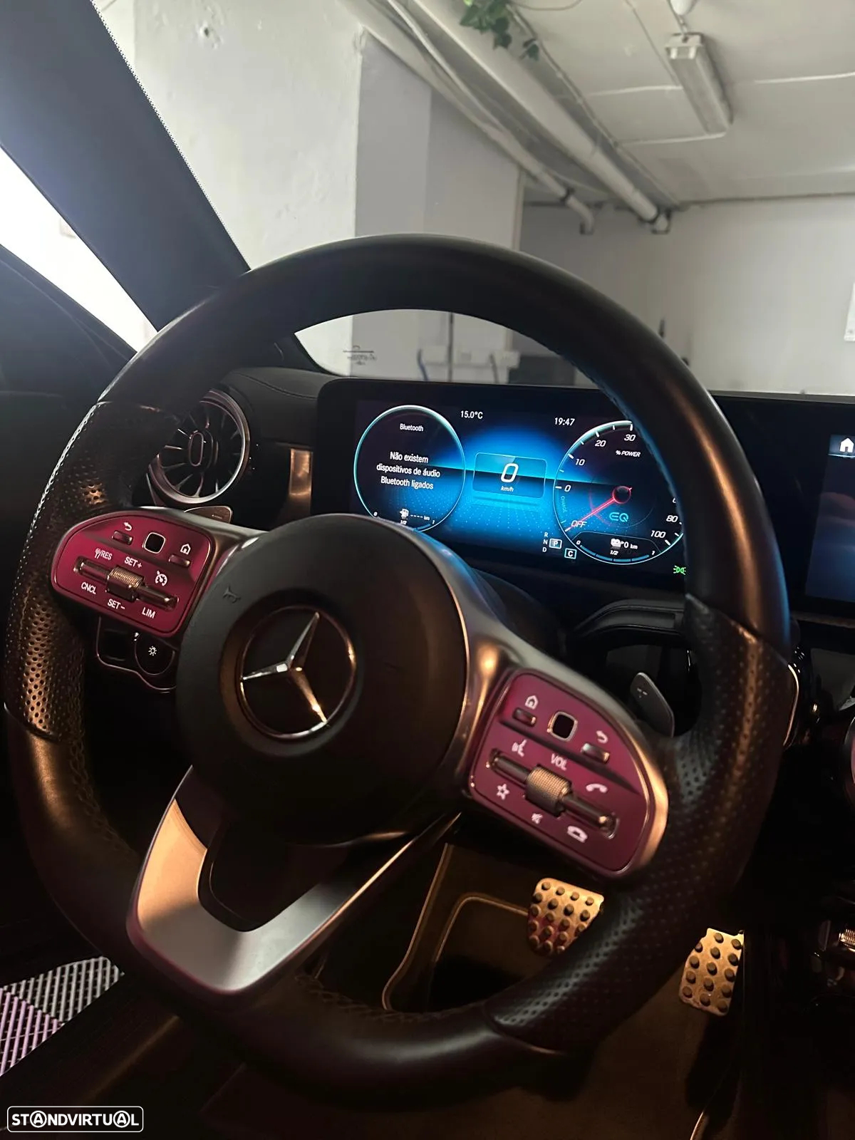 Mercedes-Benz A 250 Limousine e AMG Line - 21