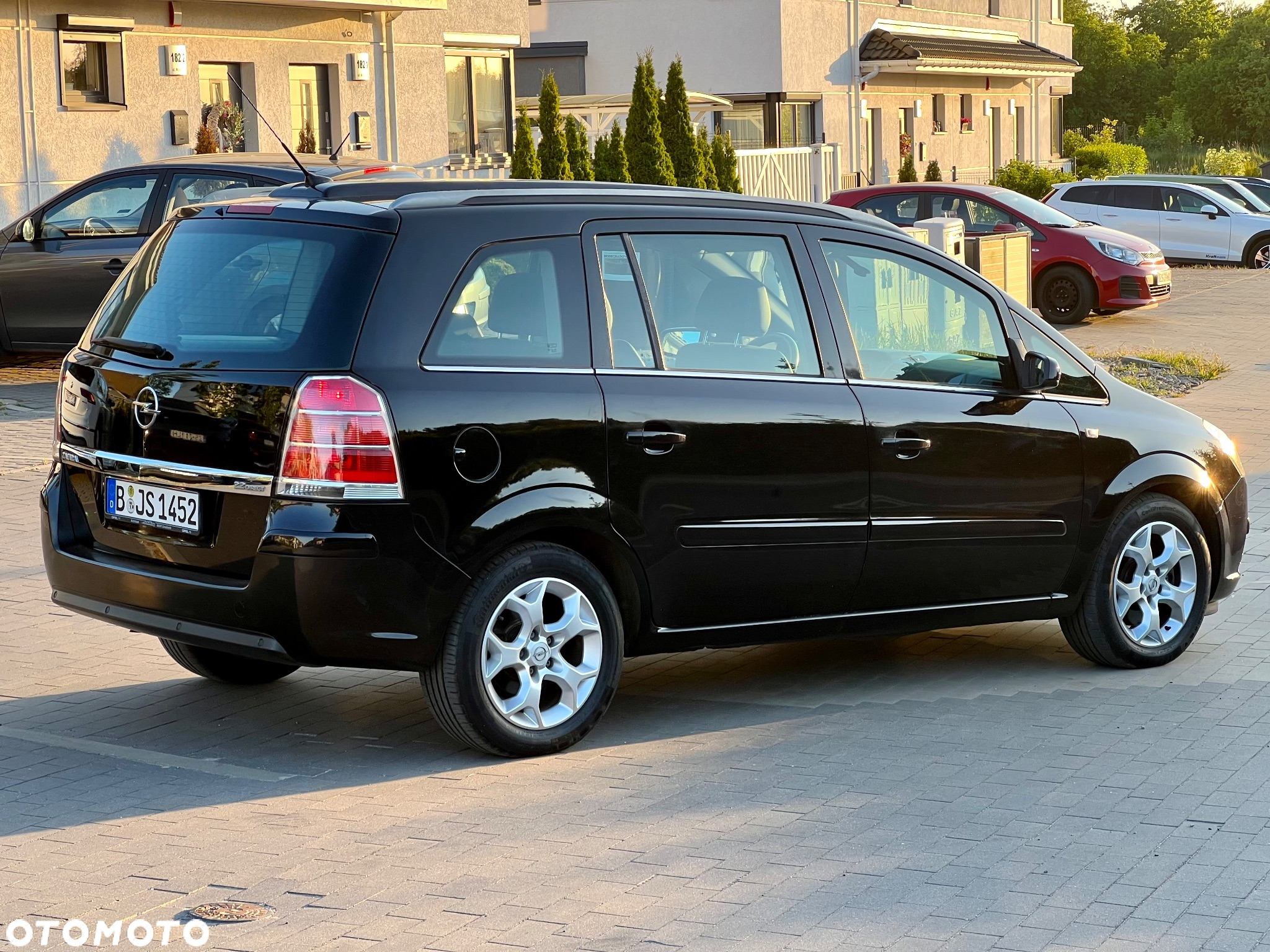 Opel Zafira 2.2 Automatik Cosmo - 3