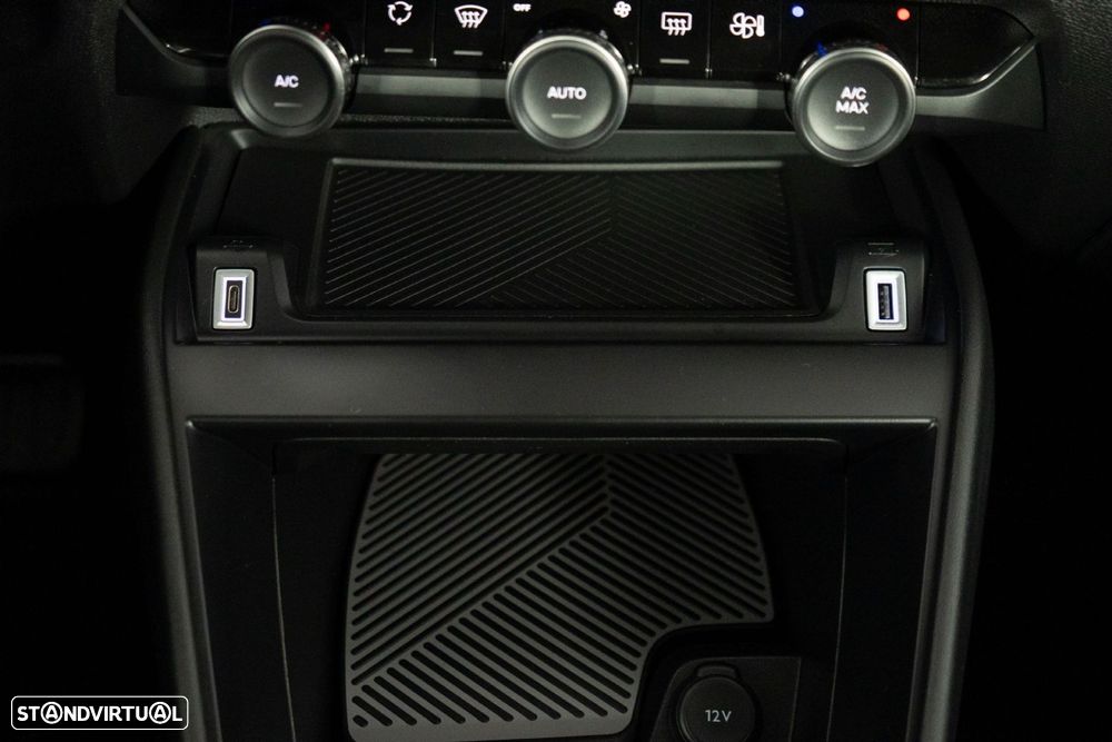 Citroën e-C4 50 kWh Feel - 24