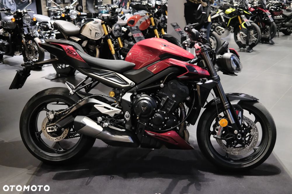 Triumph Street Triple - 3