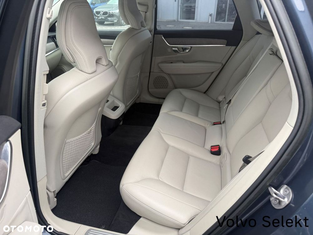 Volvo V90 Cross Country - 26