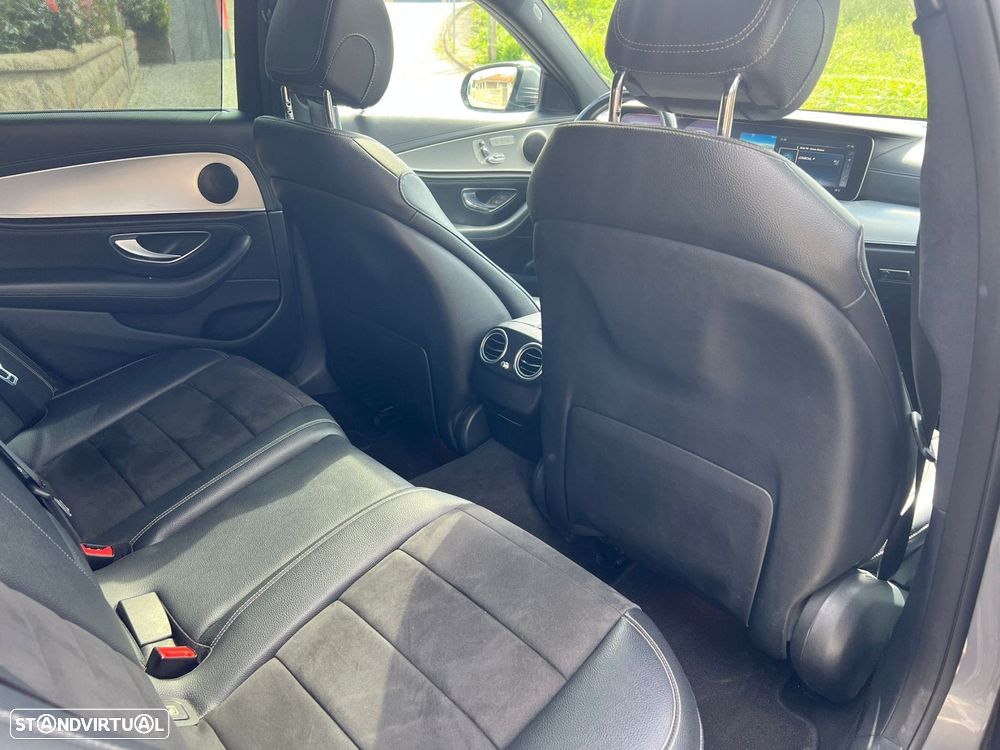 Mercedes-Benz E 220 d AMG - 11