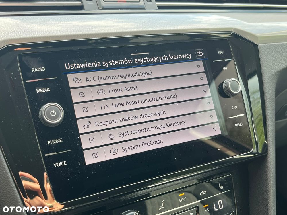 Volkswagen Passat 1.5 TSI EVO Business DSG - 22