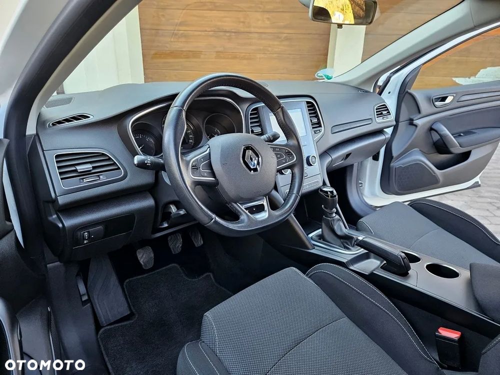 Renault Megane - 17
