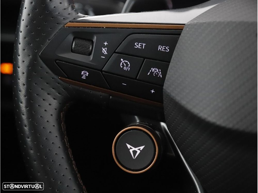 Cupra Formentor 1.4 e-Hybrid DSG VZ - 31