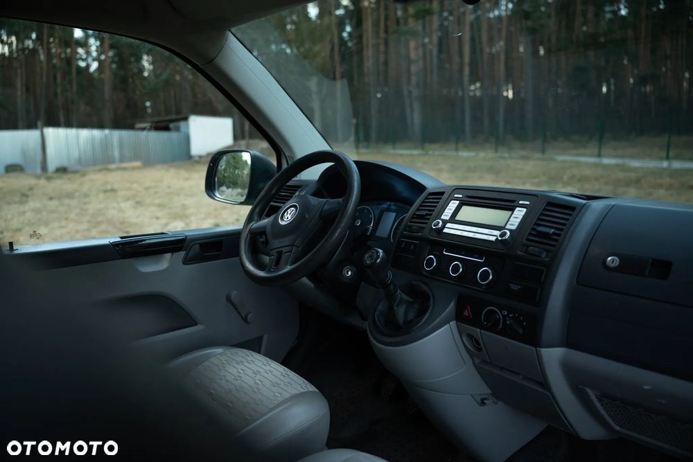 Volkswagen T5 - 26