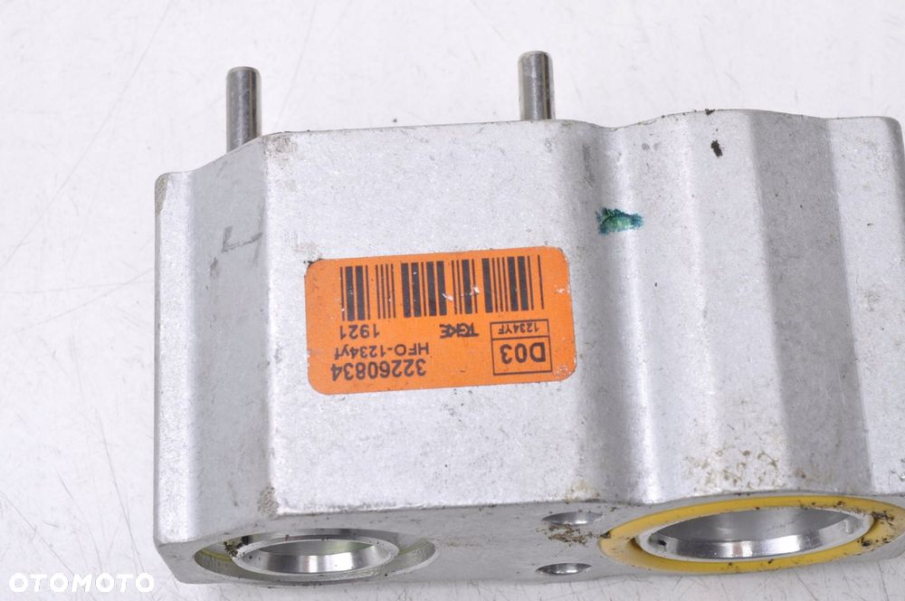 VOLVO XC60 II ZAWÓR ROZPRĘŻNY KLIMATYZACJI 32260834 - 3