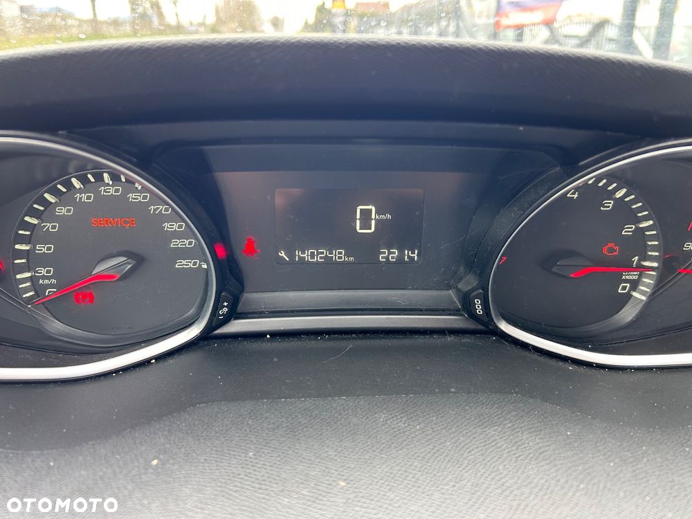 Peugeot 308 - 25