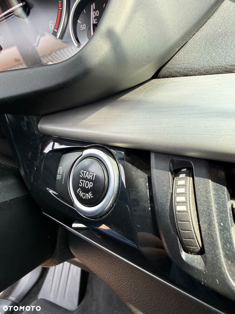 BMW X5 xDrive40d Sport-Aut - 36