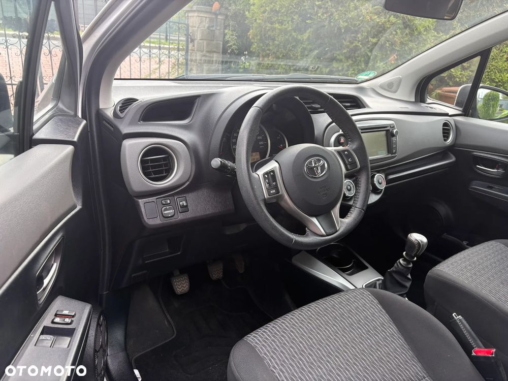 Toyota Yaris - 7
