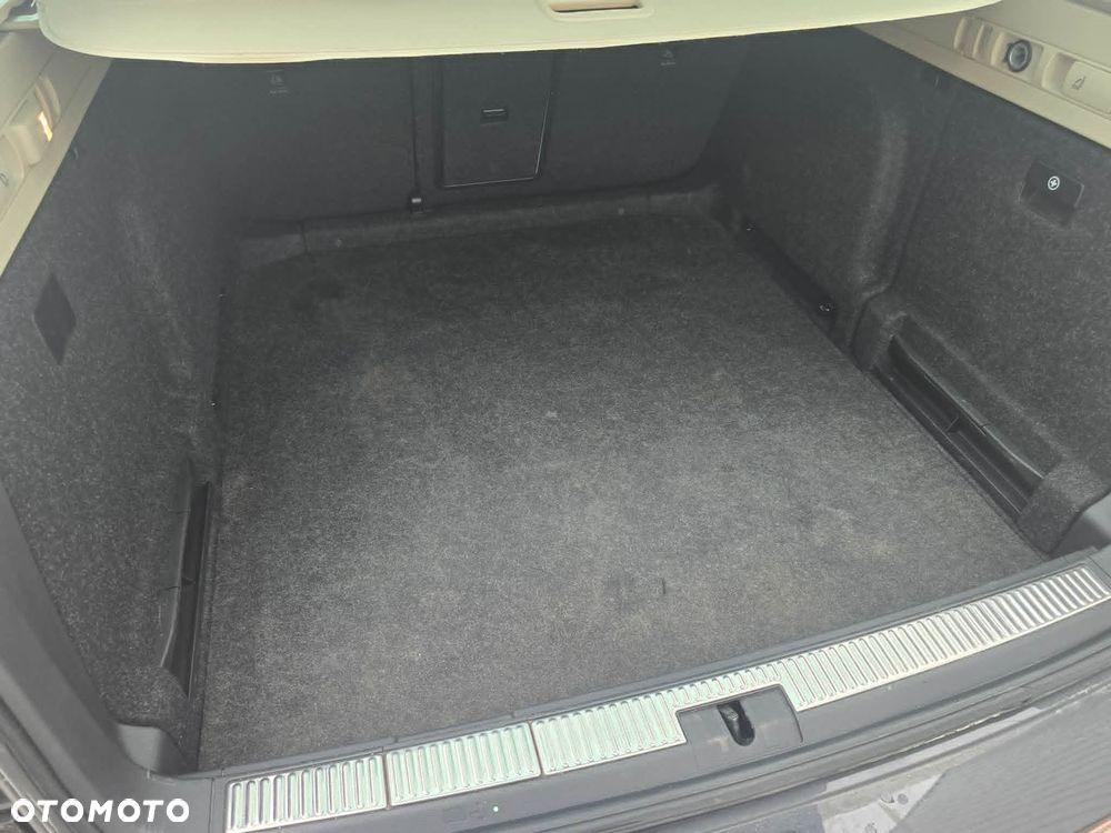 Skoda Superb 2.0 TSI 4x4 L&K DSG - 12