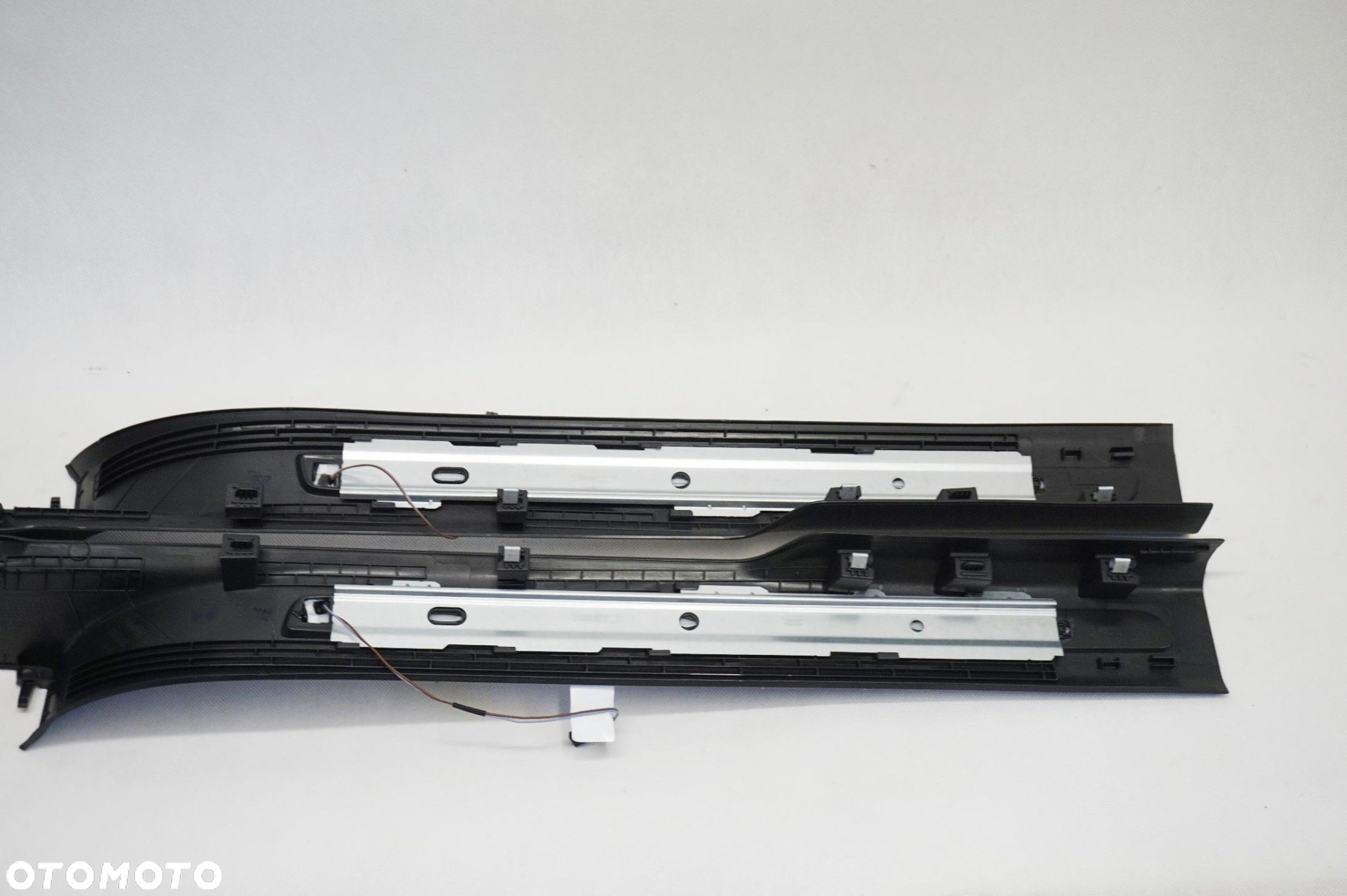 LISTWA PROGOWA LED LEWA PRAWA KPL VW TIGUAN II 5NA 5NA853370 R-LINE - 7