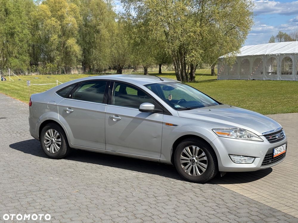 Ford Mondeo 2.3 Titanium - 11