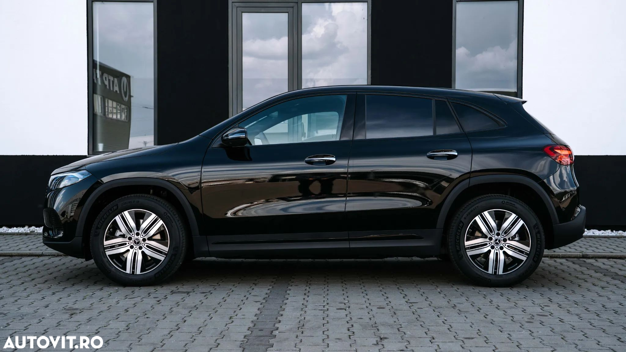Mercedes-Benz EQA - 4