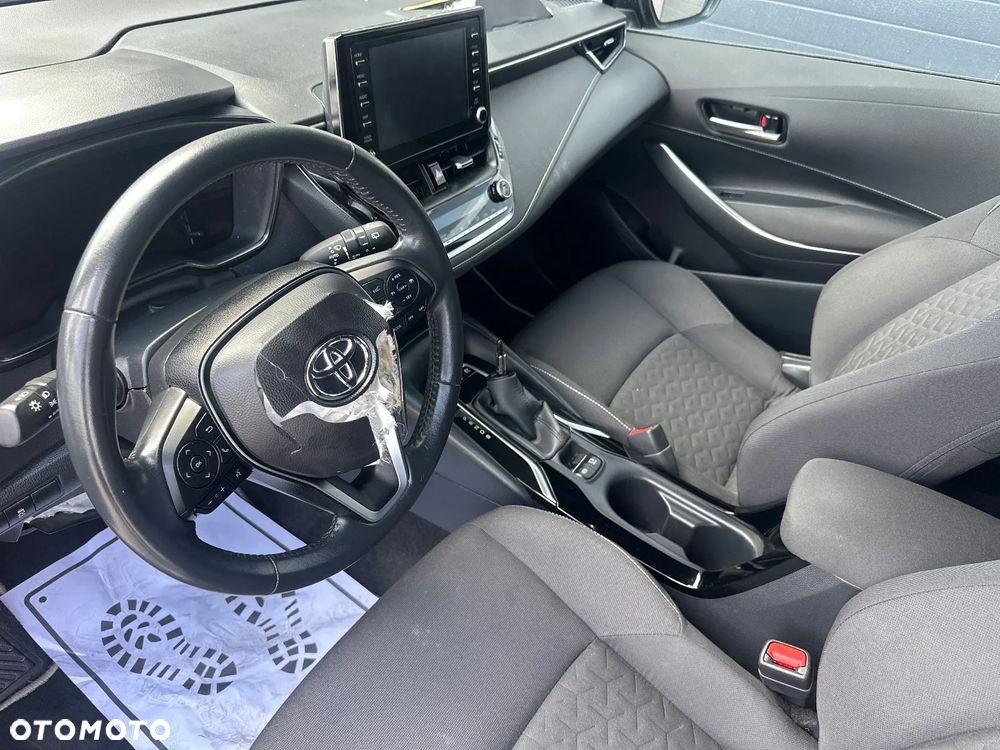 Toyota Corolla - 25