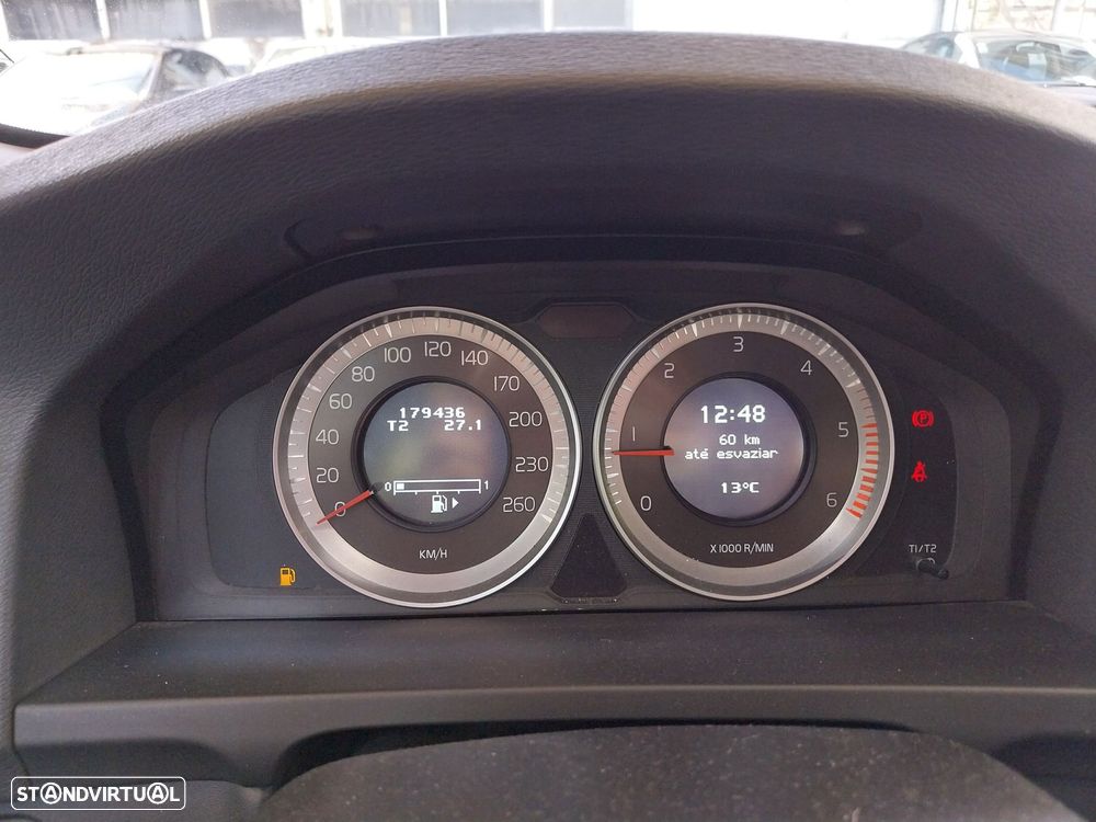 Volvo V60 2.0 D3 Momentum Start/Stop - 6