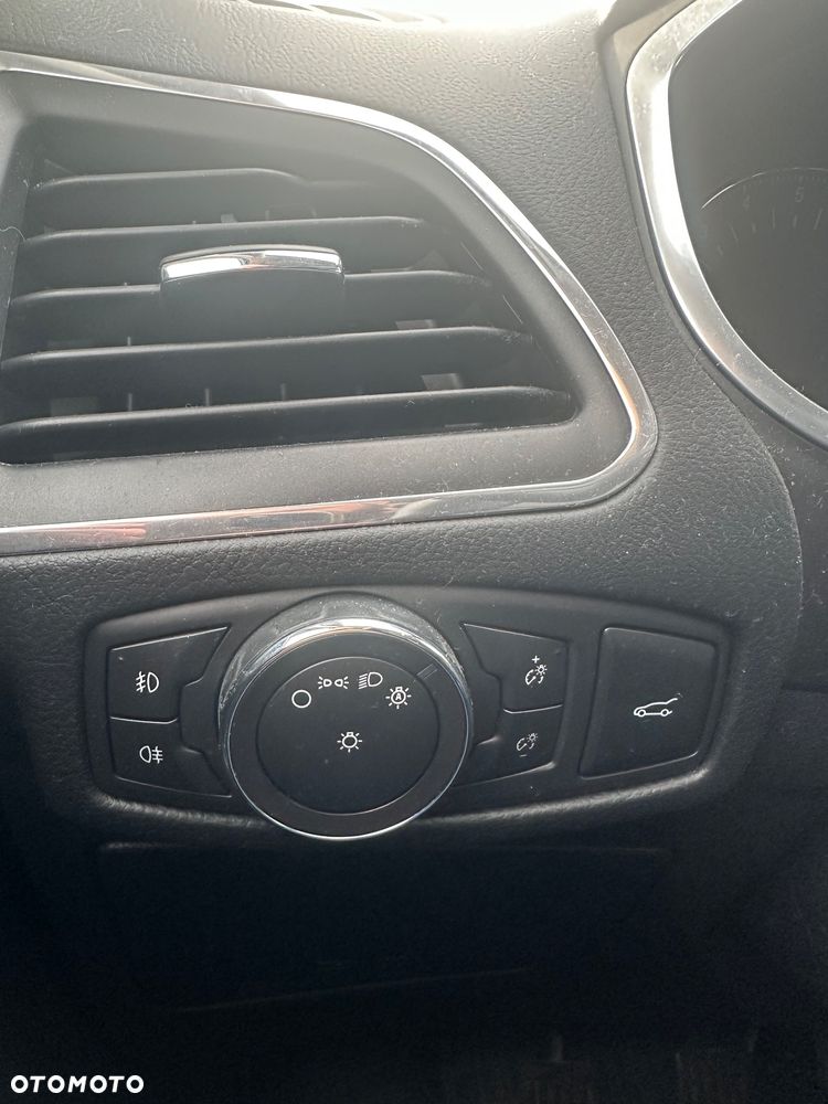 Ford Galaxy 2.0 TDCi Titanium - 13