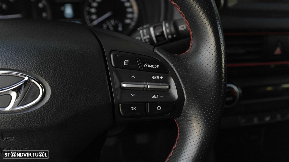 Hyundai Kauai 1.0 T-GDi Premium Pele/Tec Ver.+Nav+Vision - 35