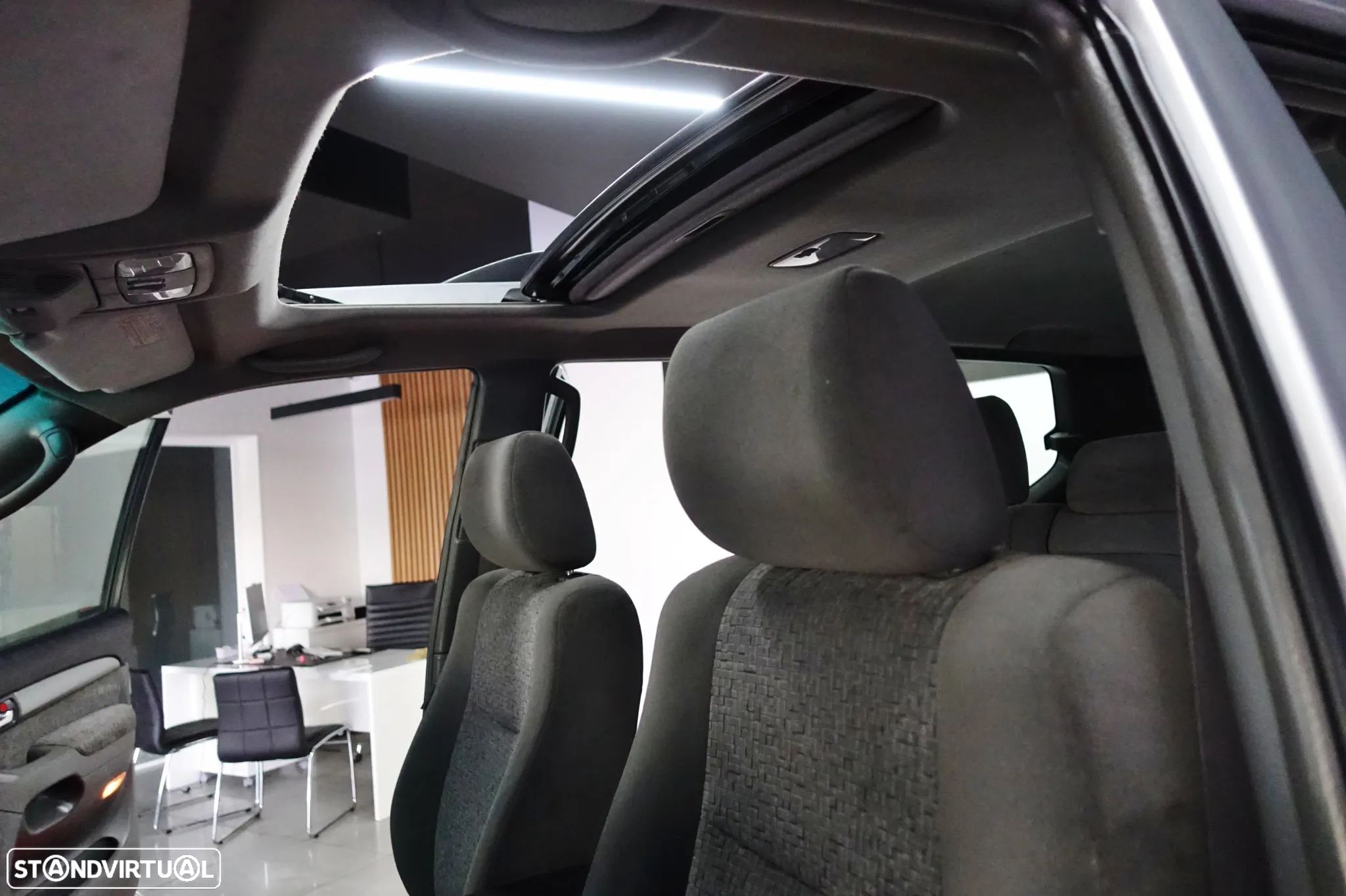 Toyota Land Cruiser 3.0 D-4D Std TA - 31
