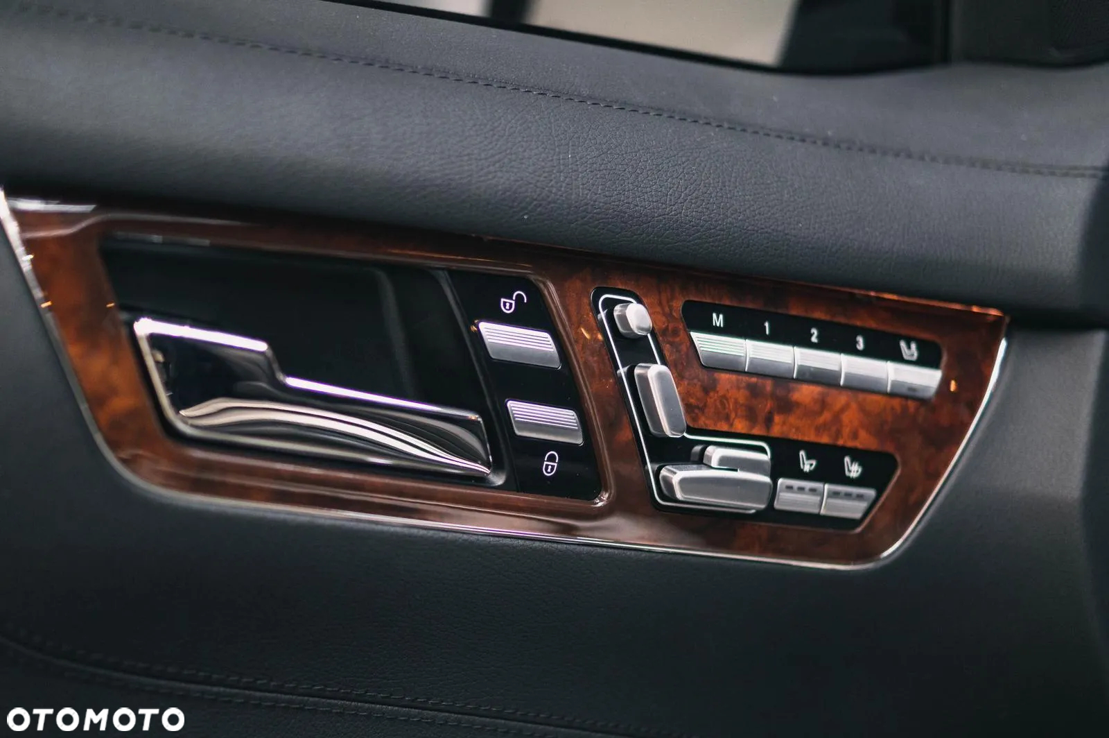 Mercedes-Benz CL 63 AMG 7G-TRONIC - 10